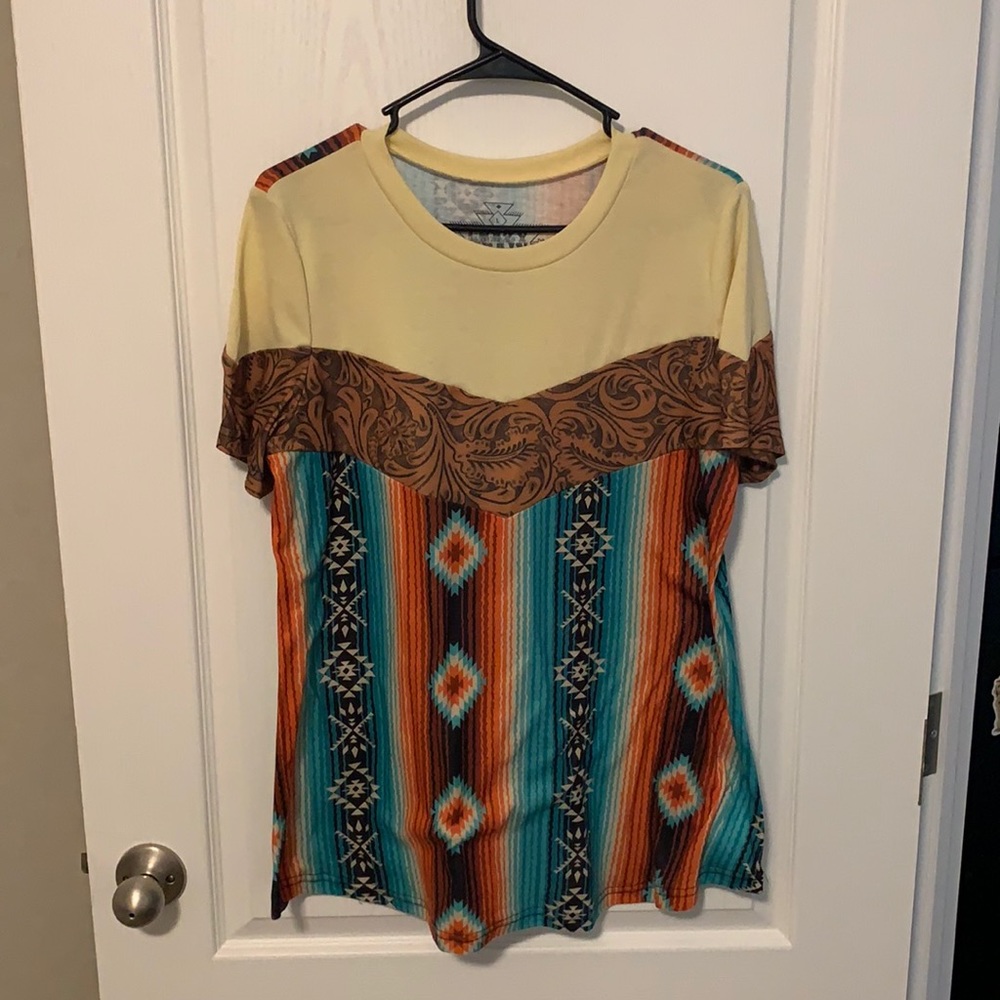 Women’s large crazy train southwest print shirt.